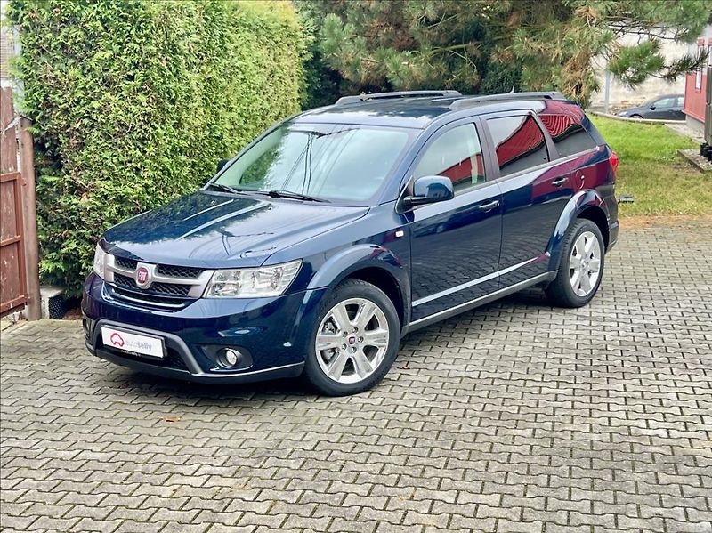 Fiat Freemont 2,0 Mjet URBAN / 7MÍST / - fotka 1 z 43