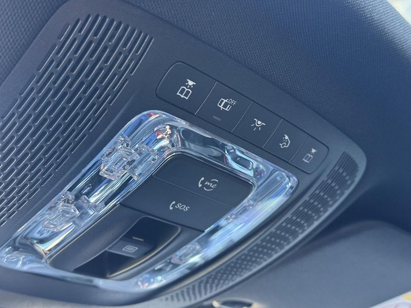 Mercedes-Benz Třídy A (2021) AMG 45 4MATIC+, MULTIBEAM  - fotka 37 z 56