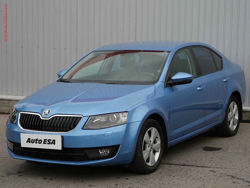 Škoda Octavia (2013) 1.2 TSi, ČR, Ambition, DSG - fotka 3 z 18