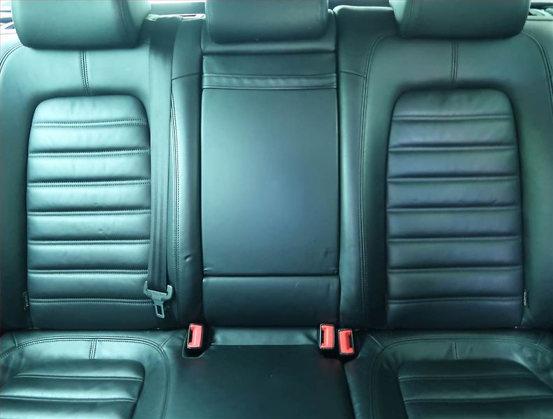 Volkswagen Passat (2012) Highline 2.0 TDI, Navi - fotka 10 z 16