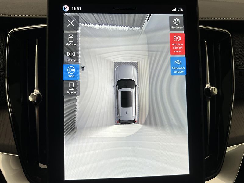 Volvo XC90 (2026) T8 AWD RECHARGE ULTRA DARK - fotka 38 z 46