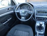 Škoda Octavia (2009) Elegance 1.6, Park. senzory - náhled 7