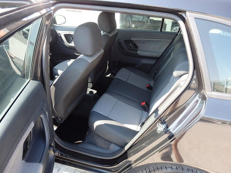 Škoda Fabia COMBI 1.4 16V ASR, KLIMA - fotka 7 z 13