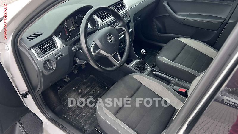 Škoda Rapid (2017) 1.2TSI, AC, STK7/28 - fotka 3 z 3