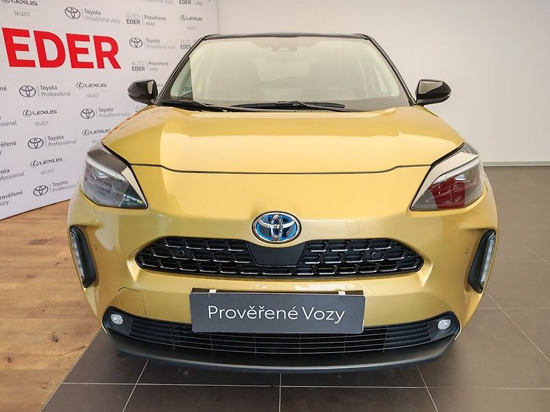 Toyota Yaris Cross 1.5 Hybrid - fotka 2 z 37