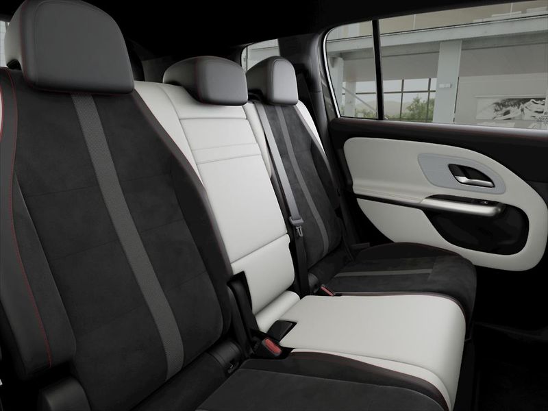 Mercedes-Benz GLB (2026) 1,5 220 4MATIC - fotka 8 z 9