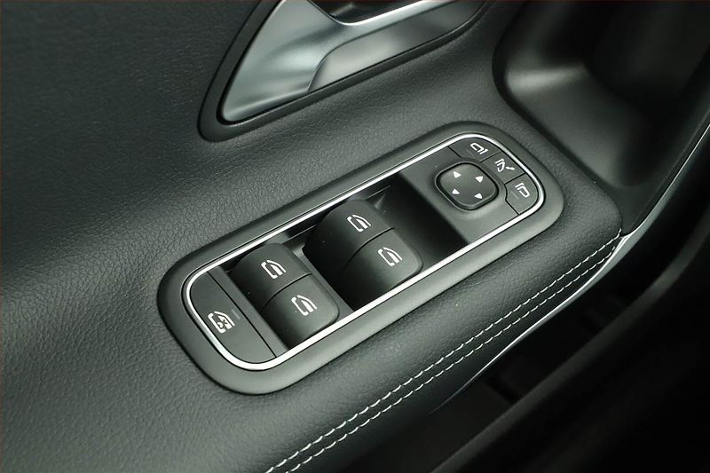 Mercedes-Benz Třídy A (2025) A 200 - fotka 20 z 22