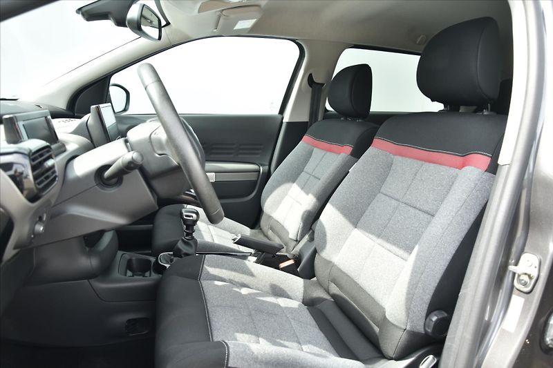 Citroën C4 Cactus 1.2i 81kW 1.MAJ SERVIS. KN ČR - fotka 10 z 22
