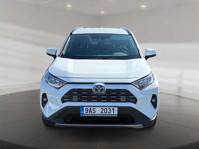 Toyota RAV4 (2023) COMFORT 2.5 HYBRID 131kW 4WD  - fotka 2 z 11