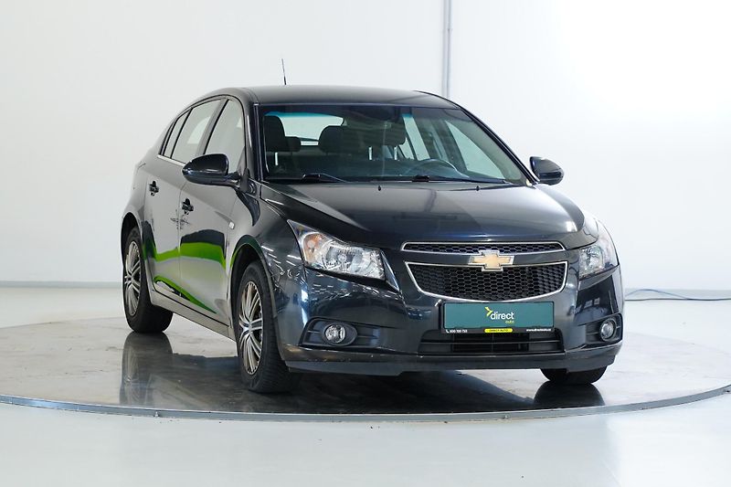 Chevrolet Cruze - fotka 8 z 22