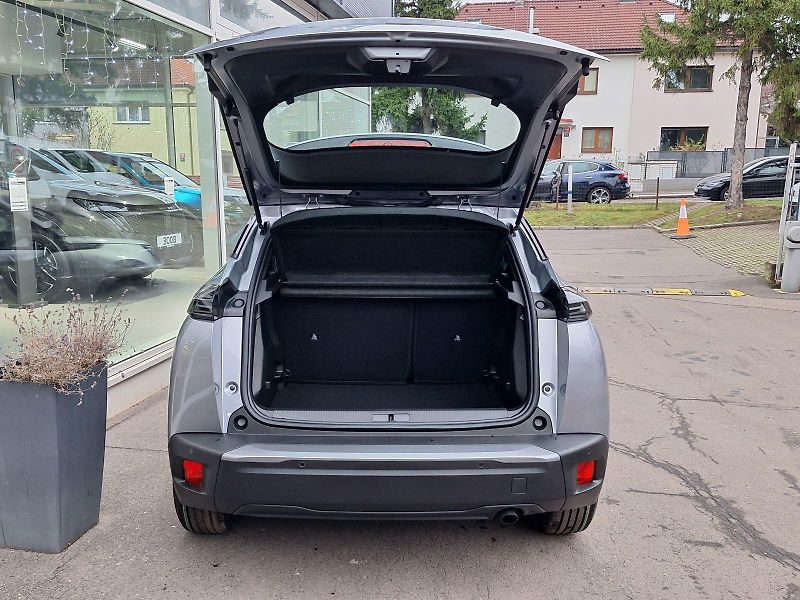 Peugeot 2008 (2026) BUSSINES 1.2 TURBO 100k MAN6 - fotka 5 z 22