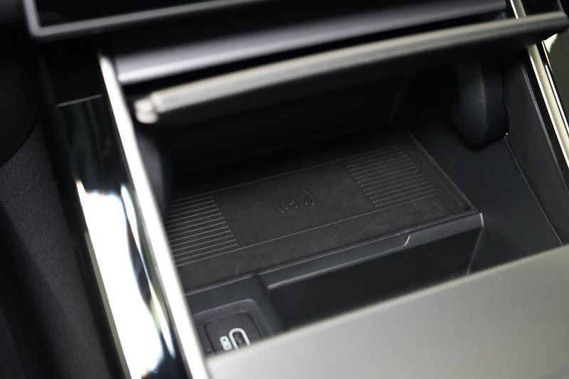 Land Rover Range Rover Velar D300 AWD Dynamic SE, Tažné - fotka 44 z 51