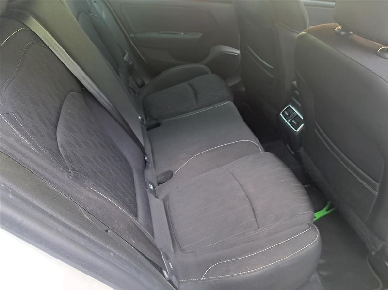 Renault Mégane 1,5 dCi Grandtour - fotka 33 z 41