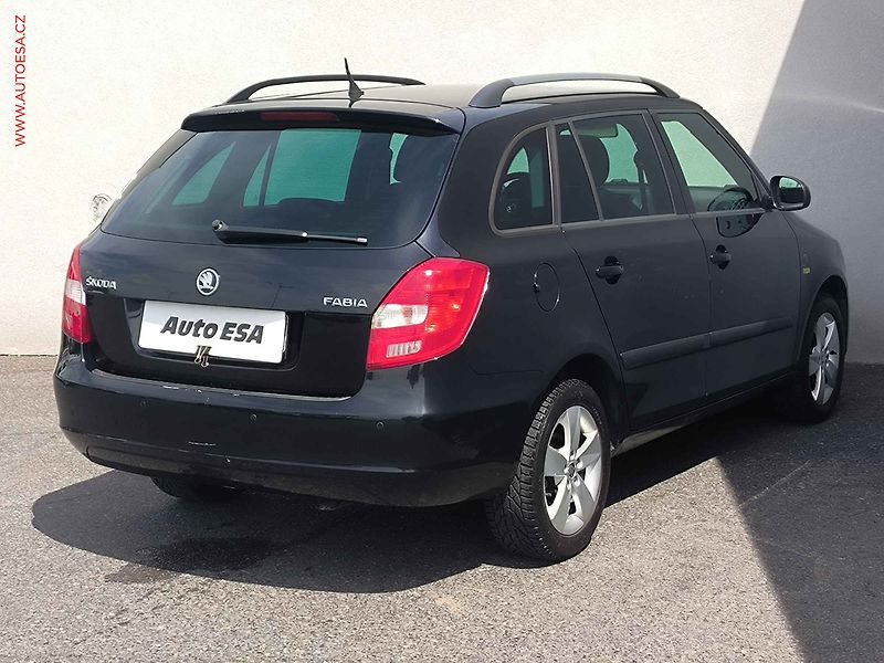 Škoda Fabia (2013) 1.2TSi, autoAC - fotka 4 z 16