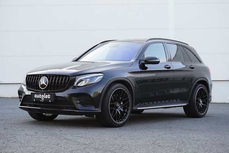 Mercedes-Benz GLC (2019) 300 4MATIC AMG - fotka 8 z 32