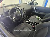 Nissan Qashqai (2012) 1.6 16V, ČR, panorama, autoAC - náhled 2