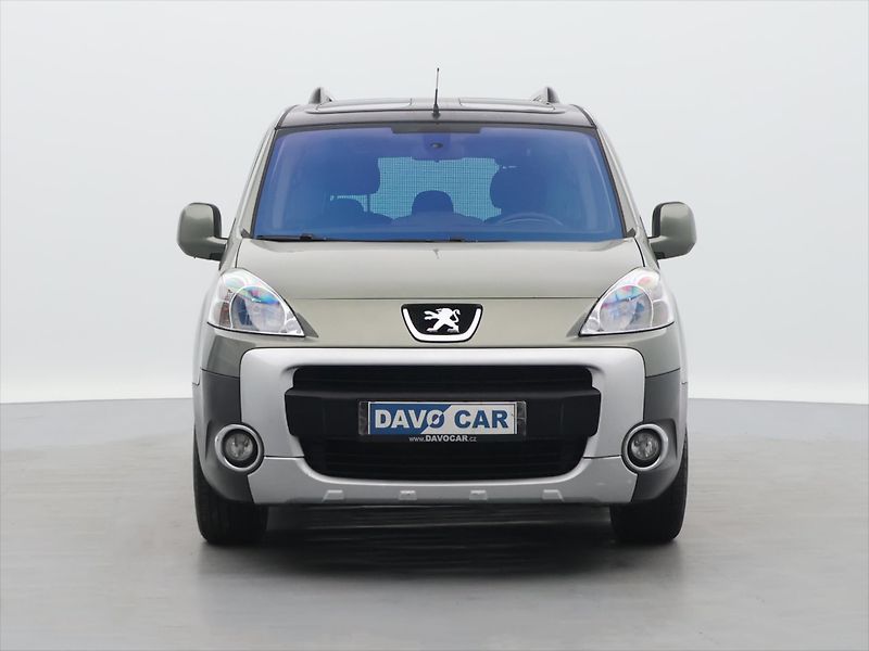 Peugeot Partner Tepee 1,6 HDI 80kW Premium Pano - fotka 2 z 28