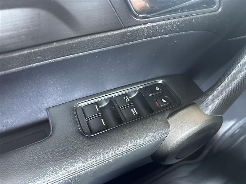 Honda CR-V 2,0 4x4 TAŽNÉ - fotka 20 z 25