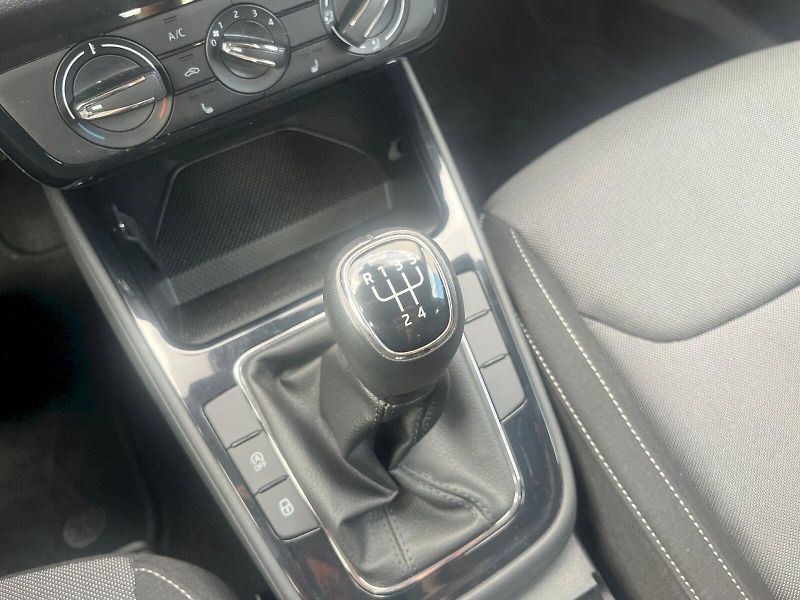 Škoda Fabia (2025) Selection 1.0TSi 70kW 5°manuál - fotka 27 z 29