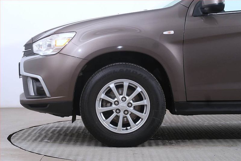Mitsubishi ASX (2018) Invite 1.6 MIVEC, Serv.kniha - fotka 14 z 20
