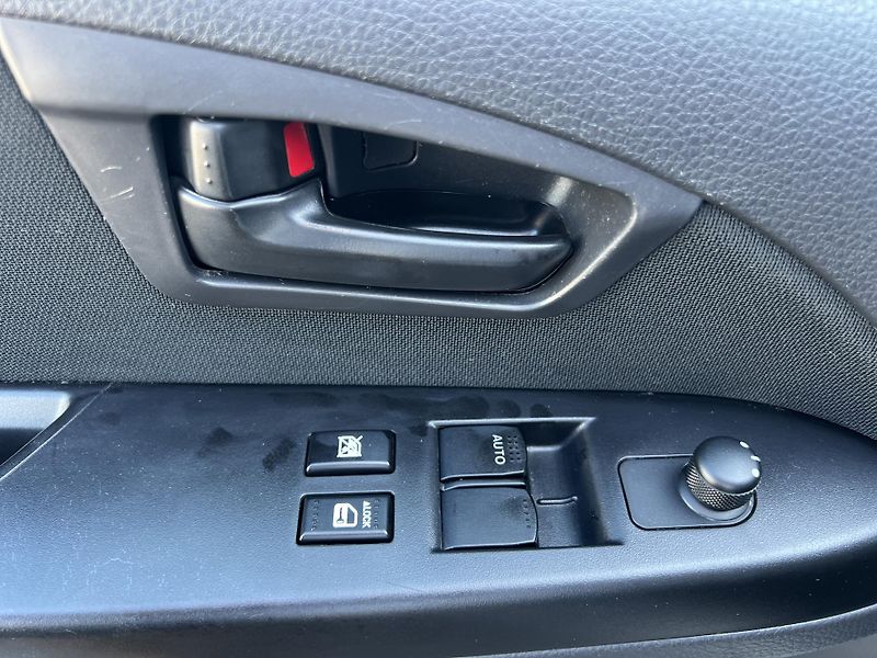 Fiat Sedici 1.6i 16v 4x4 ABS KLIMATIZACE  - fotka 11 z 36