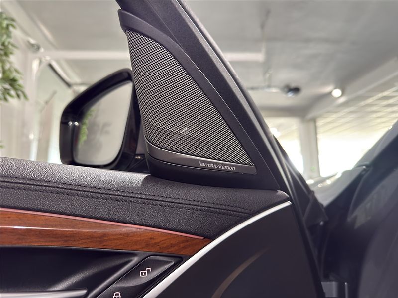 BMW Řada 5 3,0   540i LUXURY M-PAKET HARM - fotka 7 z 40
