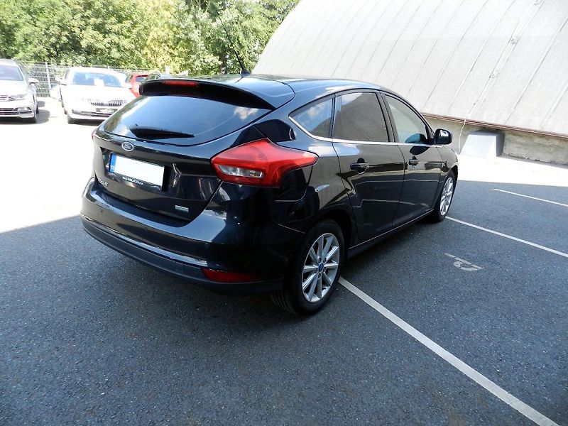 Ford Focus 1.0 EcoBoost 92 kW - fotka 4 z 13