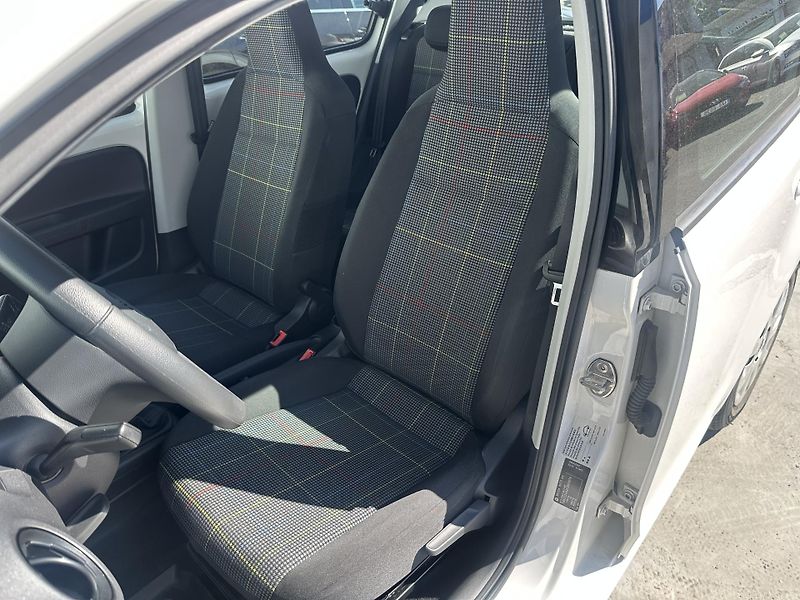 Škoda Citigo (2014) 1.0 MPI ser.knížka - fotka 16 z 24