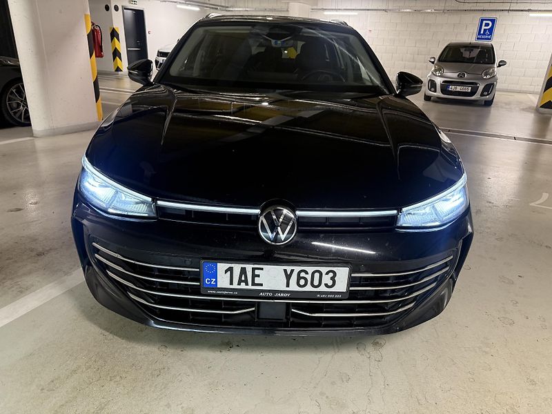 Volkswagen Passat (2024) Combi - fotka 15 z 15