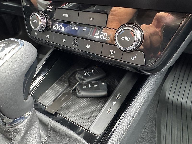 Škoda Scala (2024) 1.5TSi DSG Monte Carlo LED - fotka 10 z 50