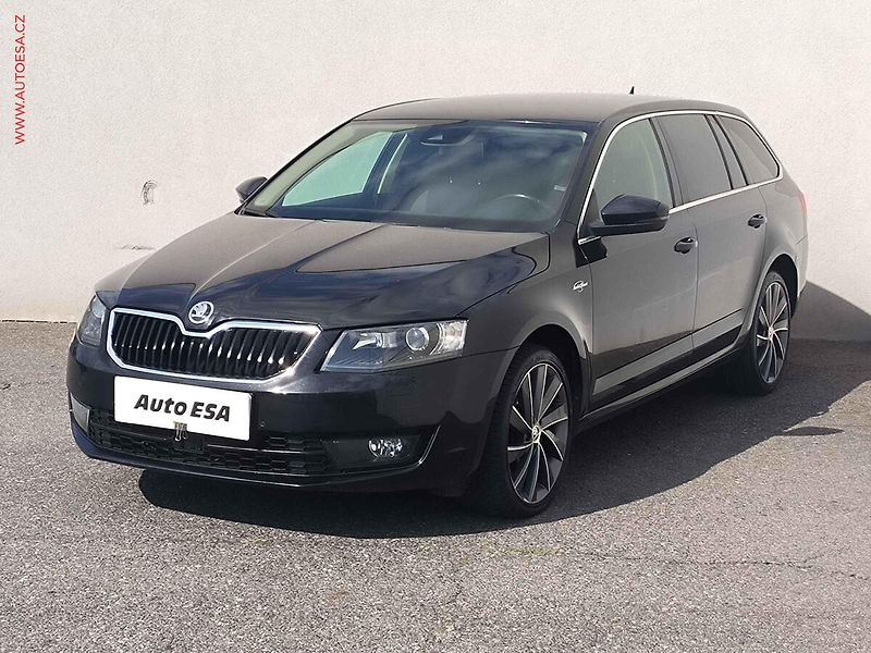 Škoda Octavia (2016) 2.0 TDi, L&K, DSG, STK8/28 - fotka 3 z 25