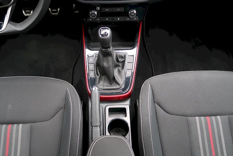 Škoda Fabia (2024) Monte Carlo 1,0 TSi / 85 kW - fotka 10 z 32