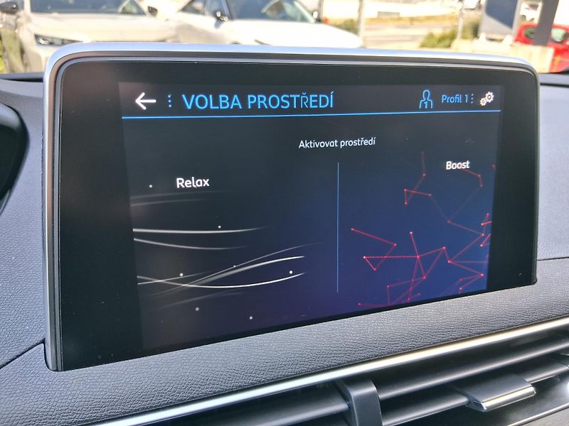 Peugeot 5008 GT 2.0 BHDi 130 kW - fotka 18 z 31