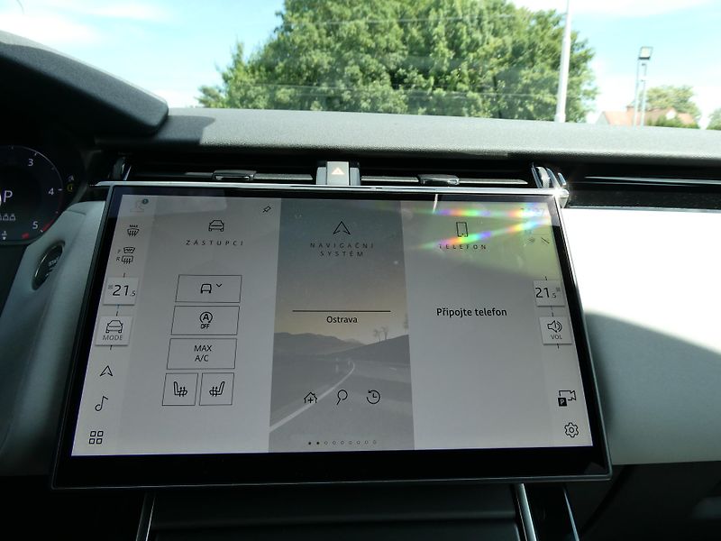 Land Rover Range Rover Velar (2026) 2,0 S D200 - fotka 23 z 34
