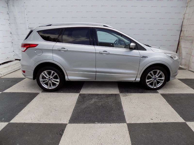 Ford Kuga (2016) 2.0TDCi/Individual/AWD/AT/ - fotka 6 z 44