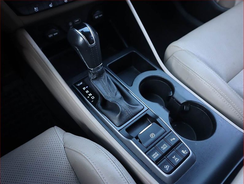Hyundai Tucson (2016) 2.0 CRDi, 4X4, Automat, Kůže - fotka 13 z 20