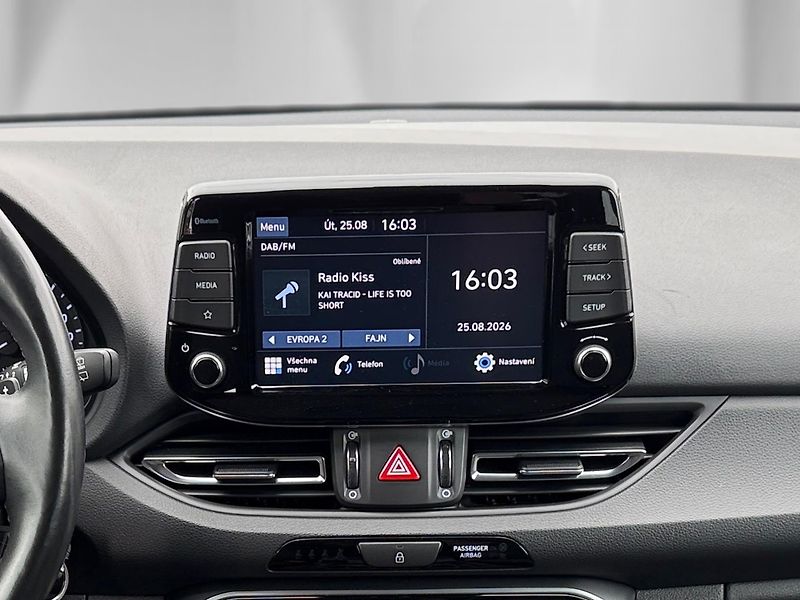 Hyundai i30 (2021) 1,5 T-GDi 117 kW SMART DCT - fotka 18 z 24