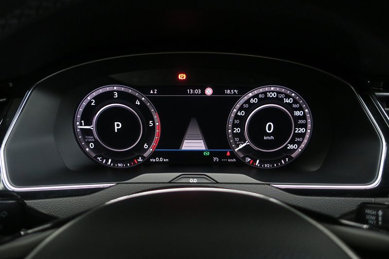 Volkswagen Passat Variant (2017) 2.0 TDI 176kW 4M. DSG Alltrack - fotka 19 z 50