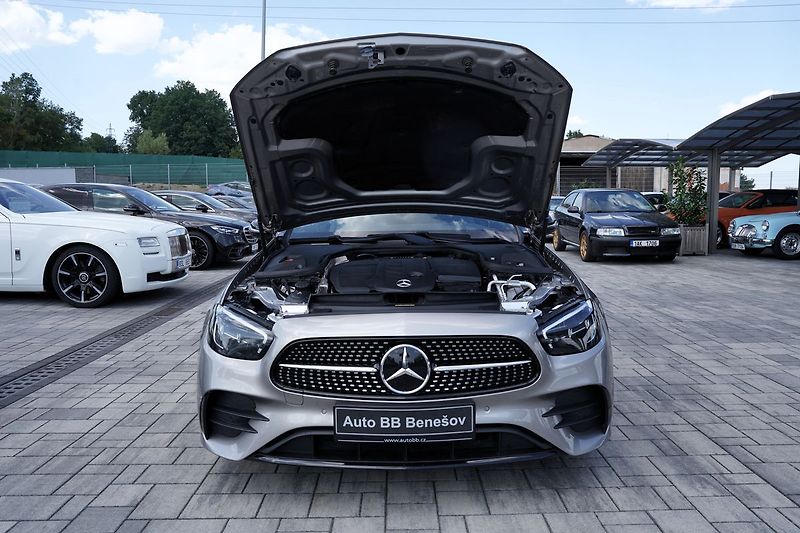 Mercedes-Benz Třídy E E 220d AMG Avantgarde/195 PS - fotka 9 z 41