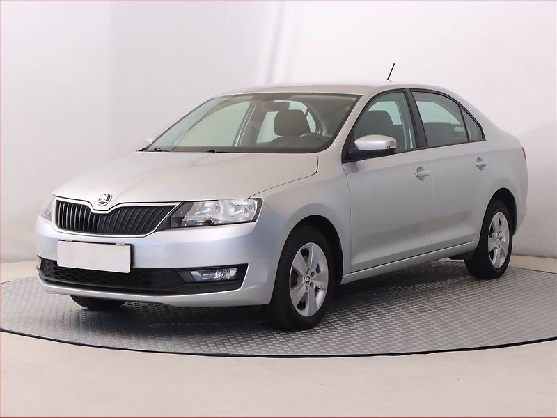 Škoda Rapid (2018) 1.0 TSI, Automat, Serv.kniha - fotka 2 z 20