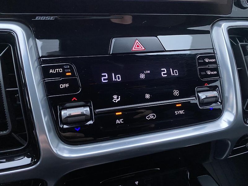 Kia Sorento 2.2 CRDI 142 kW - fotka 22 z 30