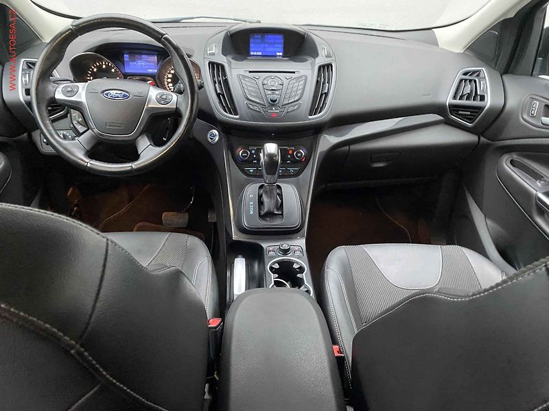 Ford Kuga (2013) 2.0TDCi 4x4, AT, navi, xenon - fotka 8 z 19