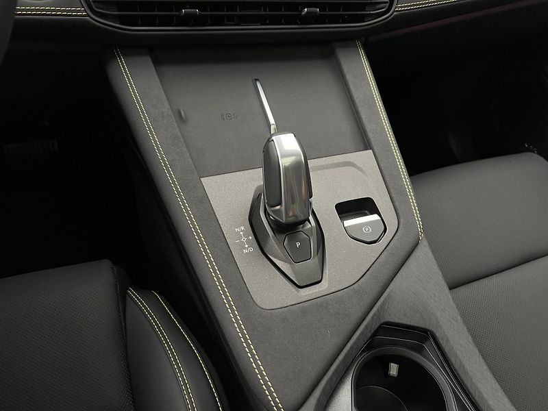 Lynk & Co 01 MORE PHEV AUT CZ 1.maj - fotka 26 z 55