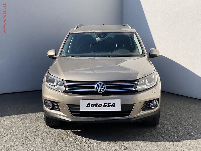 Volkswagen Tiguan (2013) 1.4 TSi, Sport, bixen, +kola - fotka 2 z 17