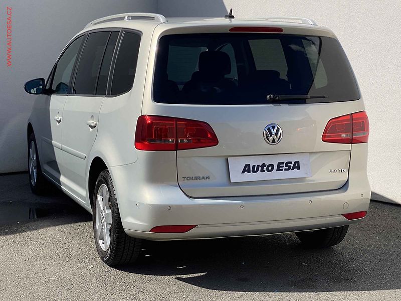 Volkswagen Touran (2014) 2.0TDi, CUP - fotka 6 z 16