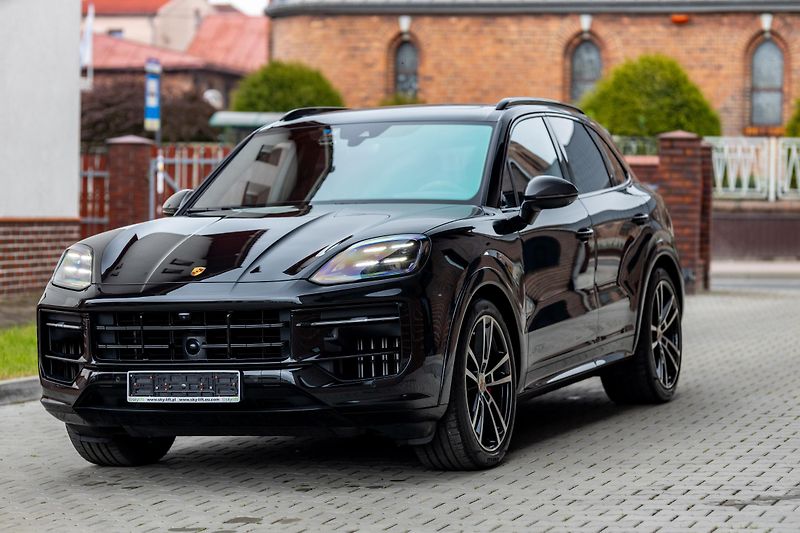 Porsche Cayenne (2024) Porsche Cayenne GTS V8 4.0  - fotografie inzerátu
