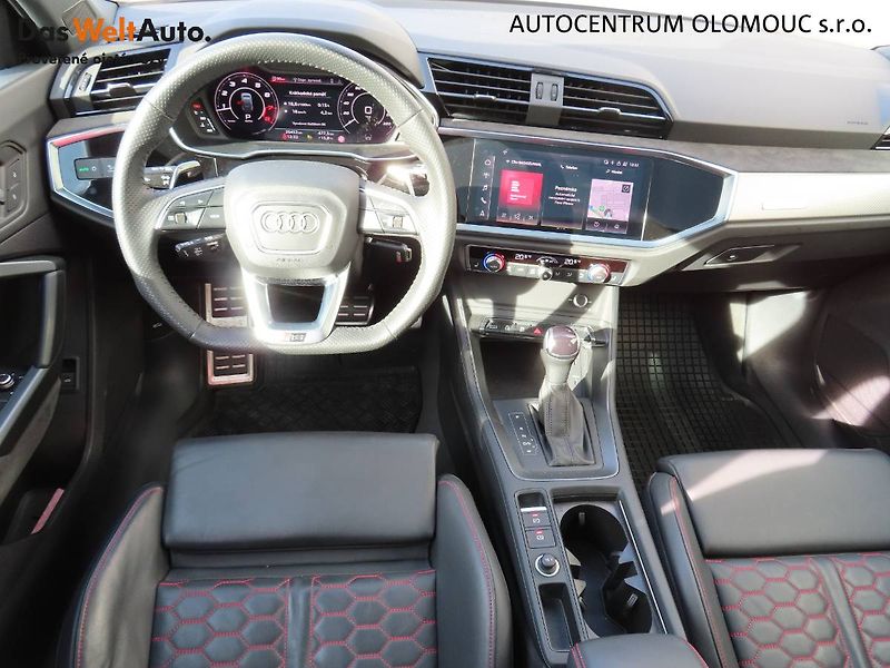 Audi RS Q3 (2021) SPORTBACK 2.5 TFSI - fotka 5 z 26