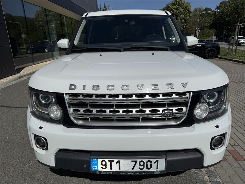 Land Rover Discovery 3,0 4 TDV6 HSE - fotka 3 z 23