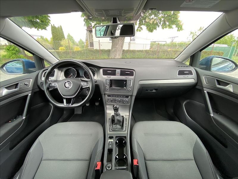 Volkswagen Golf 1,4 TSi REZERVACE  Serviska,Pa - fotka 16 z 50