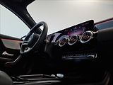 Mercedes-Benz Třídy A 200d AMG Style Edition - náhled 16